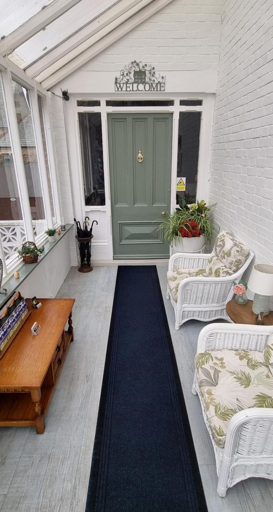 The Cavendish Guest house Scarborough